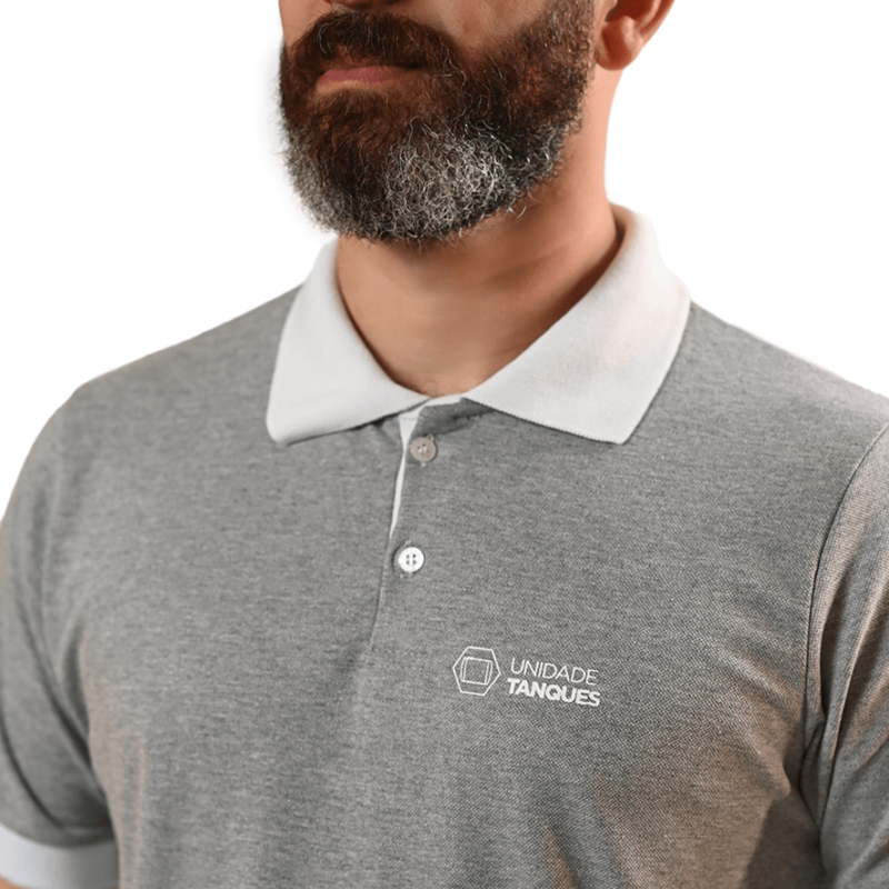 Camiseta Polo Masculina Cor: Branco; Unidade: Tanques